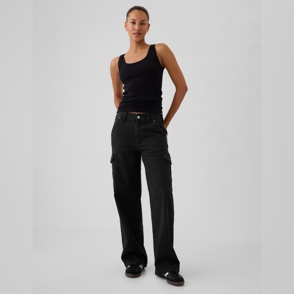 GAP Denim - NWT! GAP Black Mid Rise '90s Loose Jeans - Size 30 TALL / 10 TALL 💙